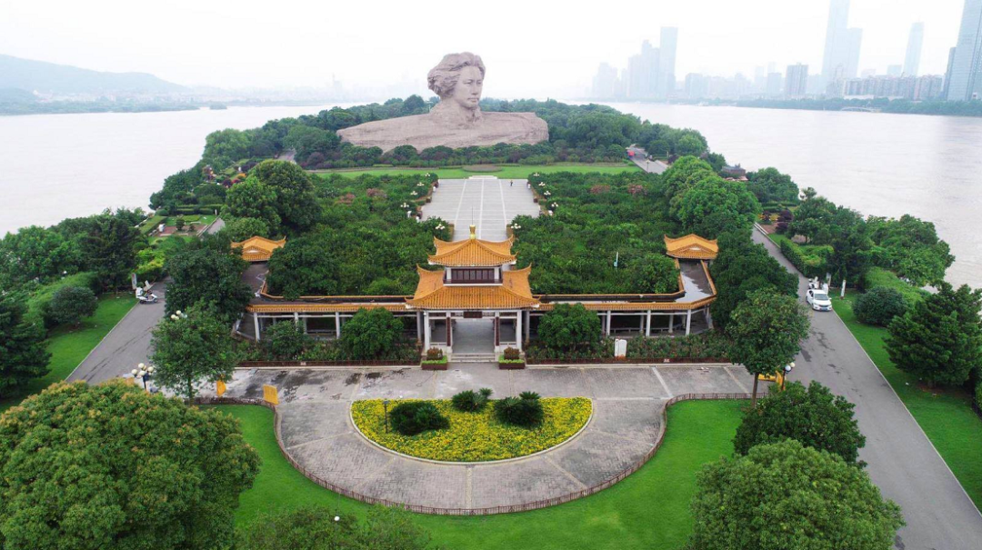 《南昌日报》刊发南昌城投集团总经理张东林赴长沙进建调查心得体味文章